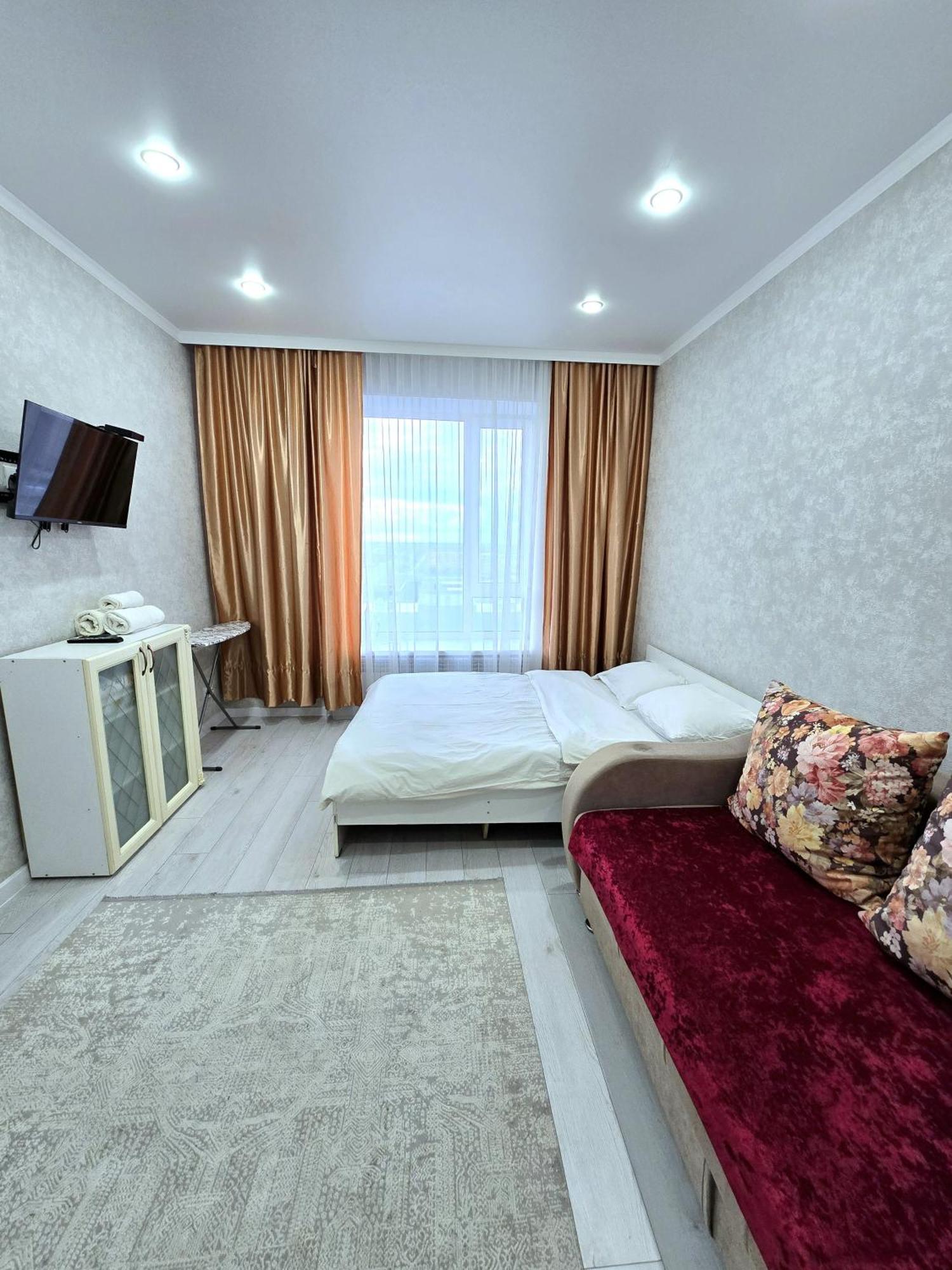 Ferienwohnung Аэропорт 10 Минут Жк Будапешт163 Astana Exterior foto